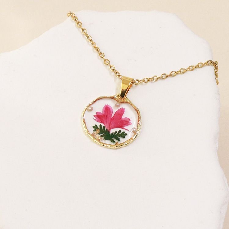 Summer Women Fashion Multicolor Dried Flower Hand Drop Glue Pendant Necklace 6-Bag