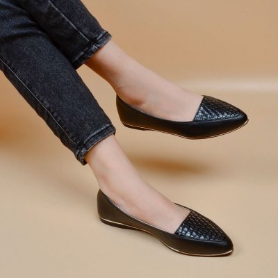 Women Casual Elegant Pointed Toe Flat Woven Grain PU Flat Loafers Work Shoes