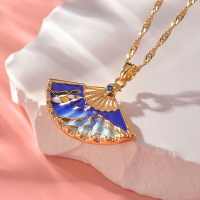 Fashion Vintage Fan Pendant Necklace